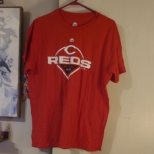 Majestic Cincinnati Reds Men’s Red Short-Sleeve Tee Large